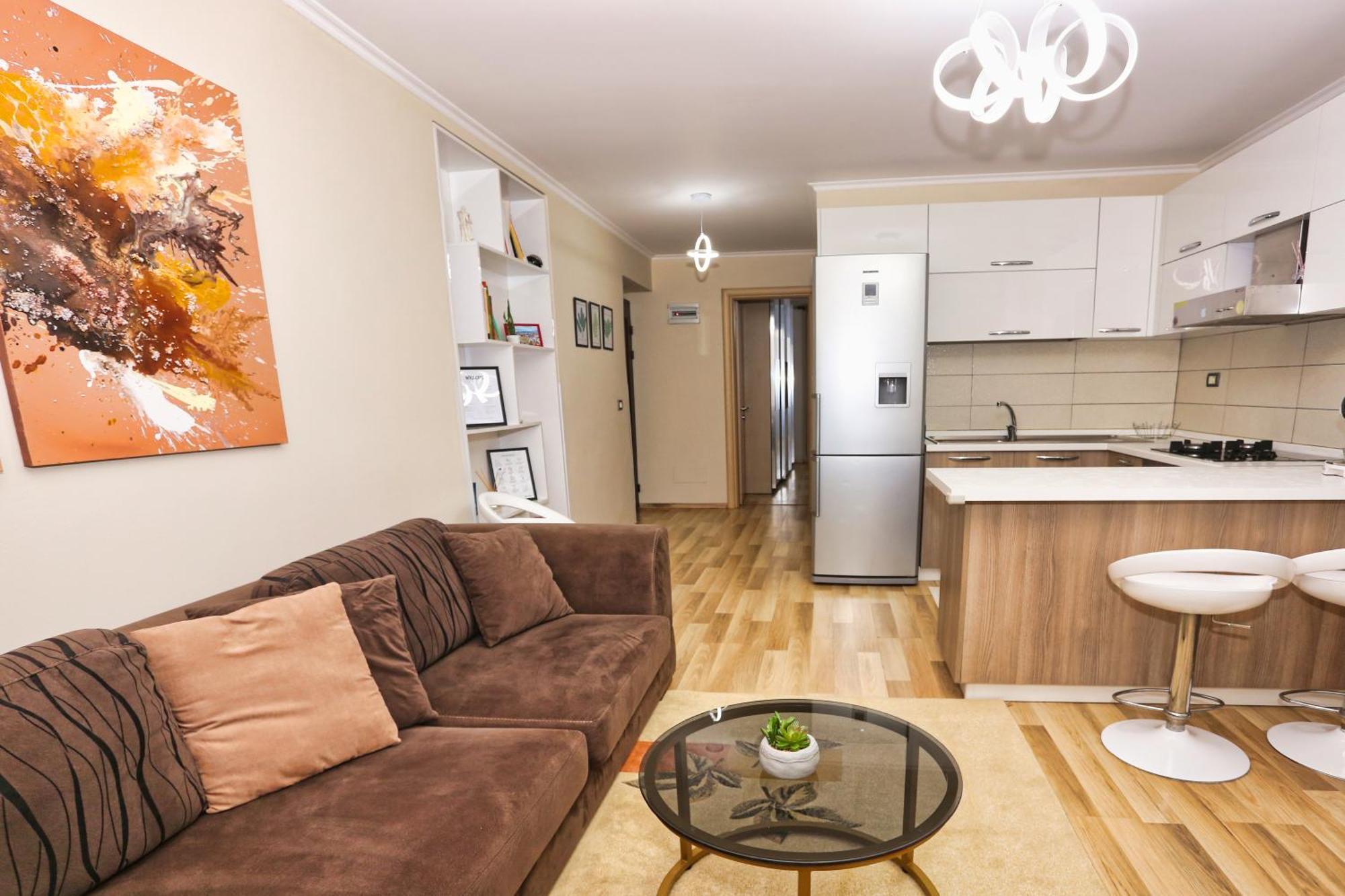 R&B City Center Apartment ติรานา ภายนอก รูปภาพ