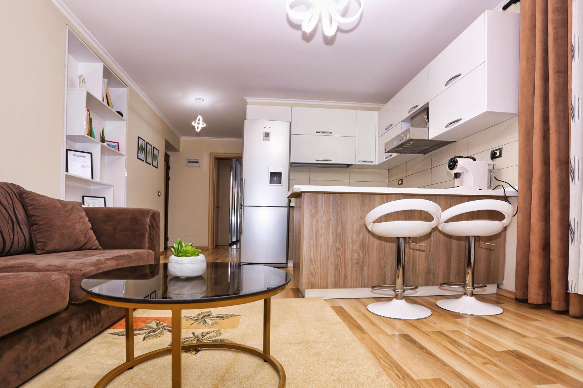 R&B City Center Apartment ติรานา ภายนอก รูปภาพ