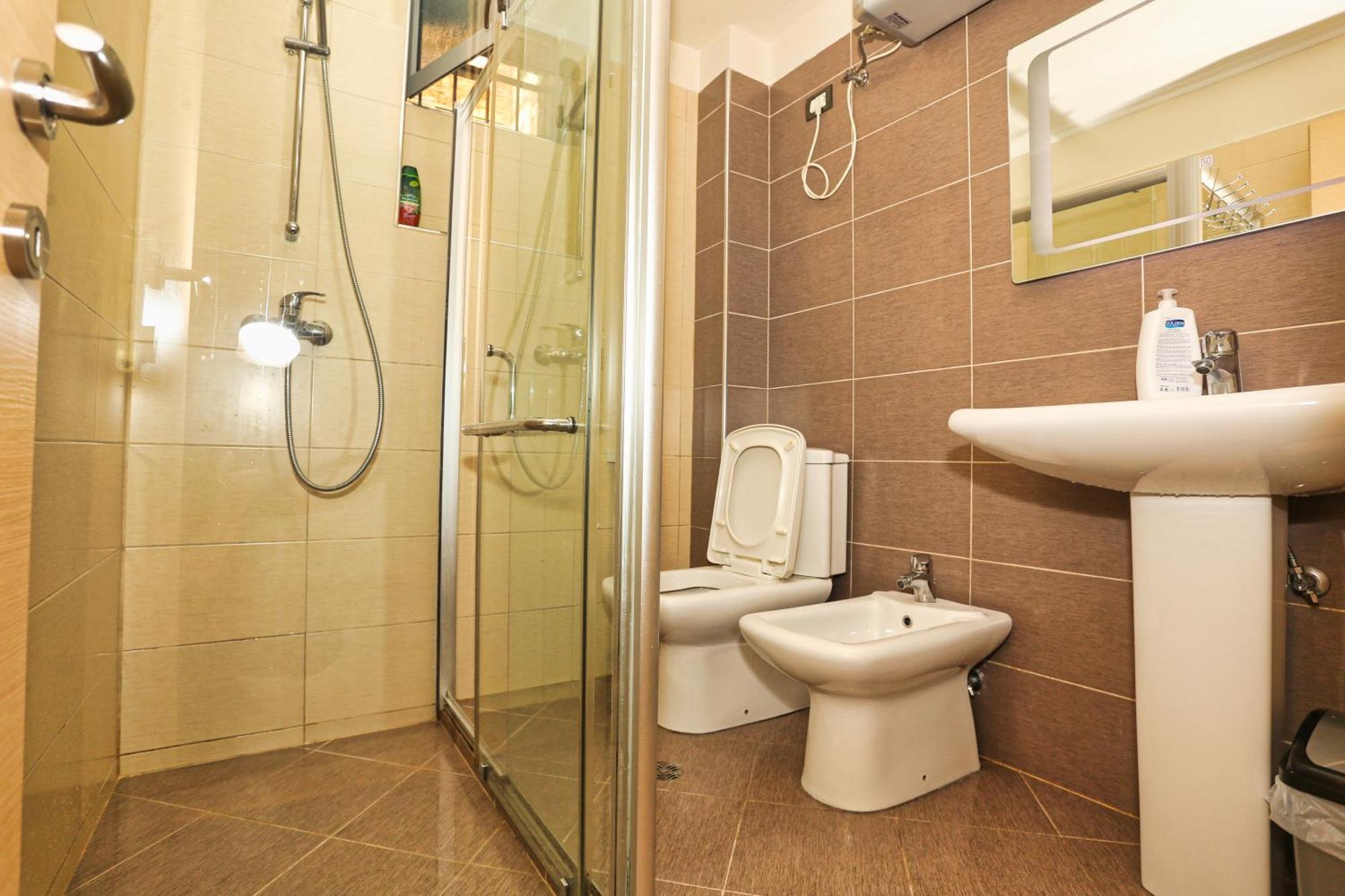 R&B City Center Apartment ติรานา ภายนอก รูปภาพ